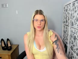 sekscam van AmberFlirt is nu live