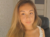 webcammodel Natsumi